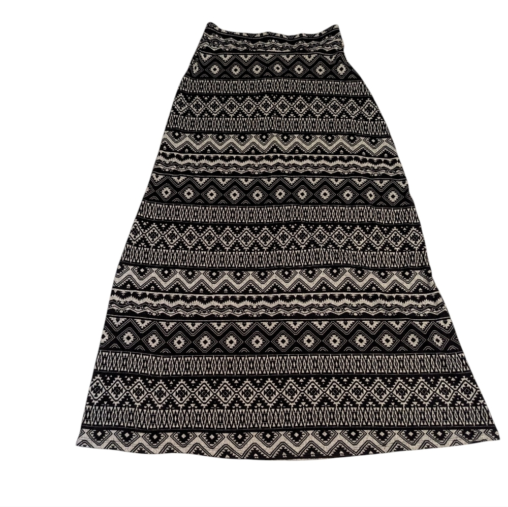 Mascara women black and gray tribal print Maxi skirt Sz M